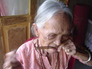 Playing a Jew's Harp